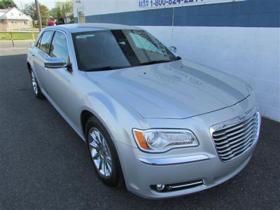 2012 Chrysler 300C Base