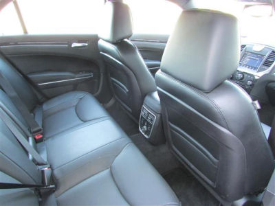2012 Chrysler 300C  Base