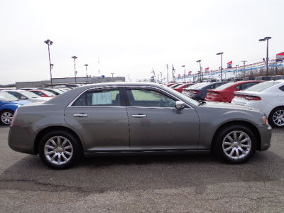 2011 Chrysler 300C