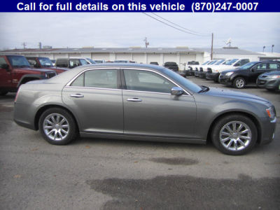 2012 Chrysler 300C  Base