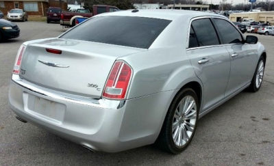 2011 Chrysler 300C