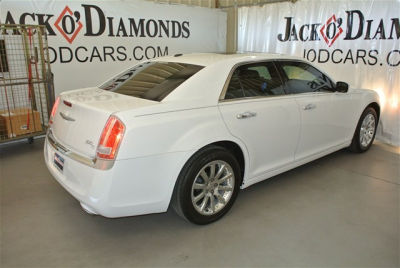 2011 Chrysler 300C  Base