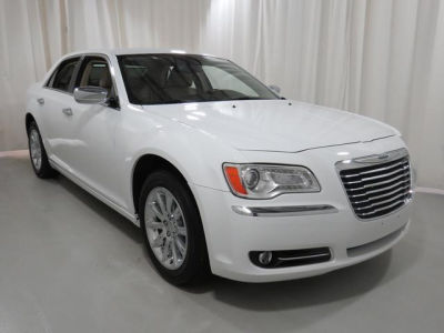 2011 Chrysler 300C Base