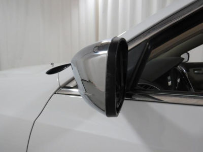 2011 Chrysler 300C  Base