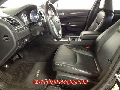 2012 Chrysler 300C  Base
