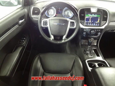 2012 Chrysler 300C  Base