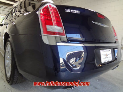 2012 Chrysler 300C  Base
