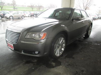 2011 Chrysler 300C  Base