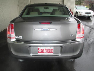 2011 Chrysler 300C  Base