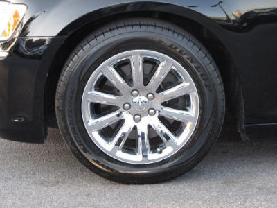 2012 Chrysler 300C  Base