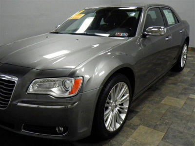 2011 Chrysler 300C  Base