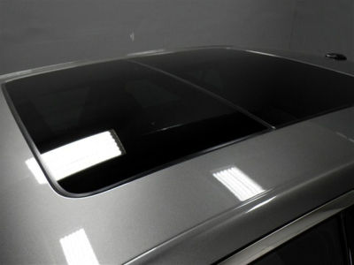 2011 Chrysler 300C  Base