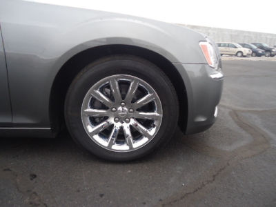2012 Chrysler 300C  Base