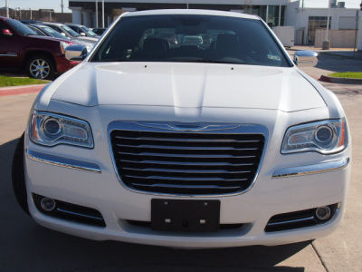 2012 Chrysler 300C  Base