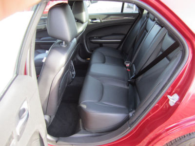 2012 Chrysler 300C  Base