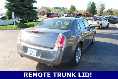 2011 Chrysler 300C  Base