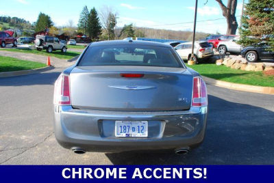 2011 Chrysler 300C  Base