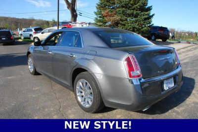 2011 Chrysler 300C  Base