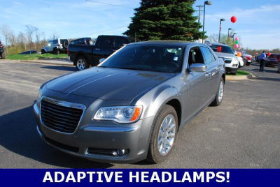2011 Chrysler 300C  Base