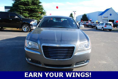2011 Chrysler 300C  Base