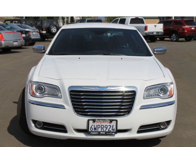 2012 Chrysler 300C  Base