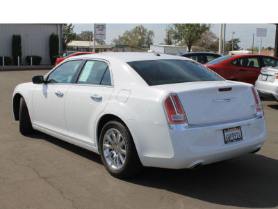 2012 Chrysler 300C  Base