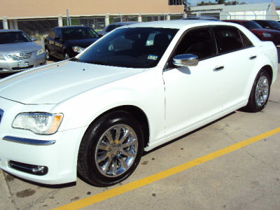 2012 Chrysler 300C  Base