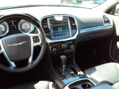2012 Chrysler 300C  Base