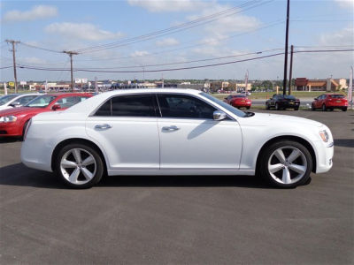 2011 Chrysler 300C  Base
