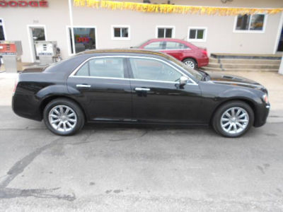 2011 Chrysler 300C  Base