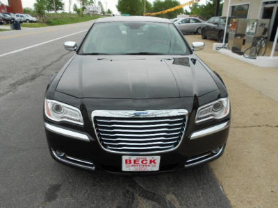 2011 Chrysler 300C  Base