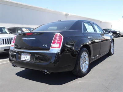 2012 Chrysler 300C  Base