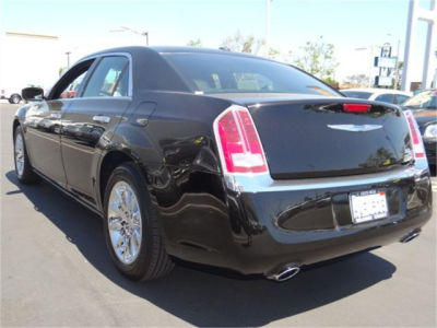 2012 Chrysler 300C  Base
