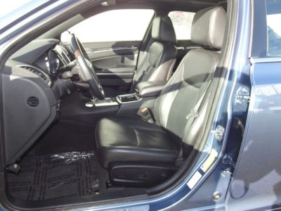 2011 Chrysler 300C