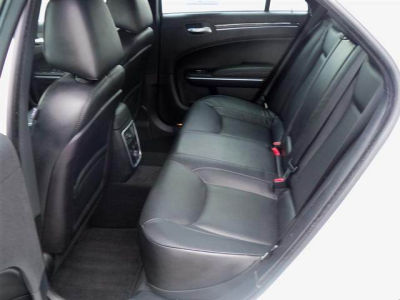 2012 Chrysler 300C  Base