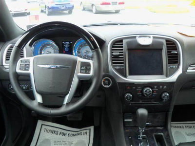 2012 Chrysler 300C  Base