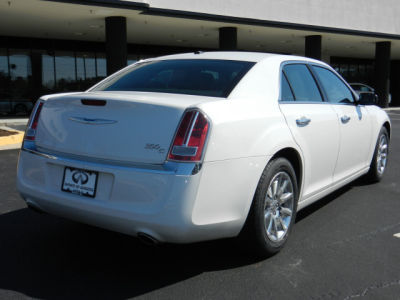2012 Chrysler 300C  Base