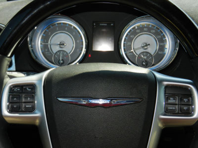 2012 Chrysler 300C  Base