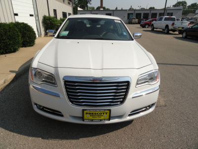 2011 Chrysler 300C  Base