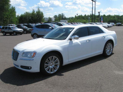 2011 Chrysler 300C  Base