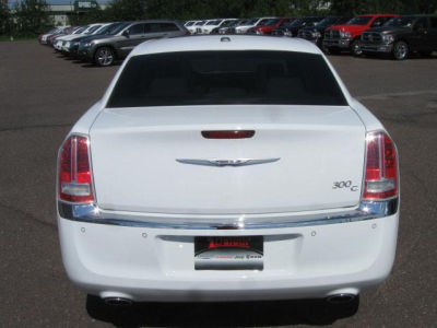 2011 Chrysler 300C  Base