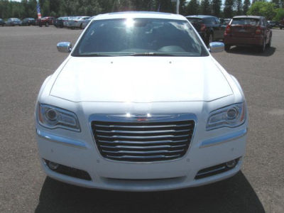 2011 Chrysler 300C  Base