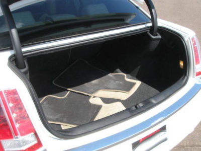 2011 Chrysler 300C  Base