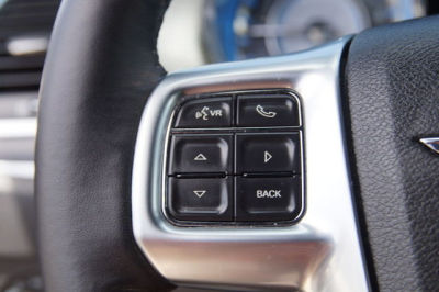 2012 Chrysler 300C  Base
