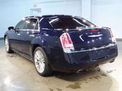 2011 Chrysler 300C  Base