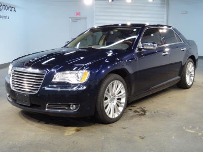 2011 Chrysler 300C  Base