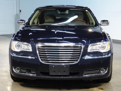 2011 Chrysler 300C  Base