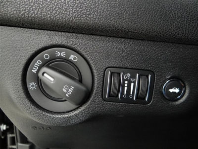 2013 Chrysler 300C  Base