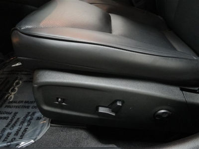 2013 Chrysler 300C  Base
