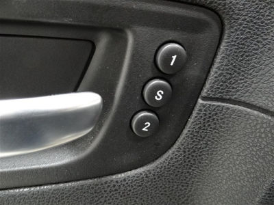 2013 Chrysler 300C  Base